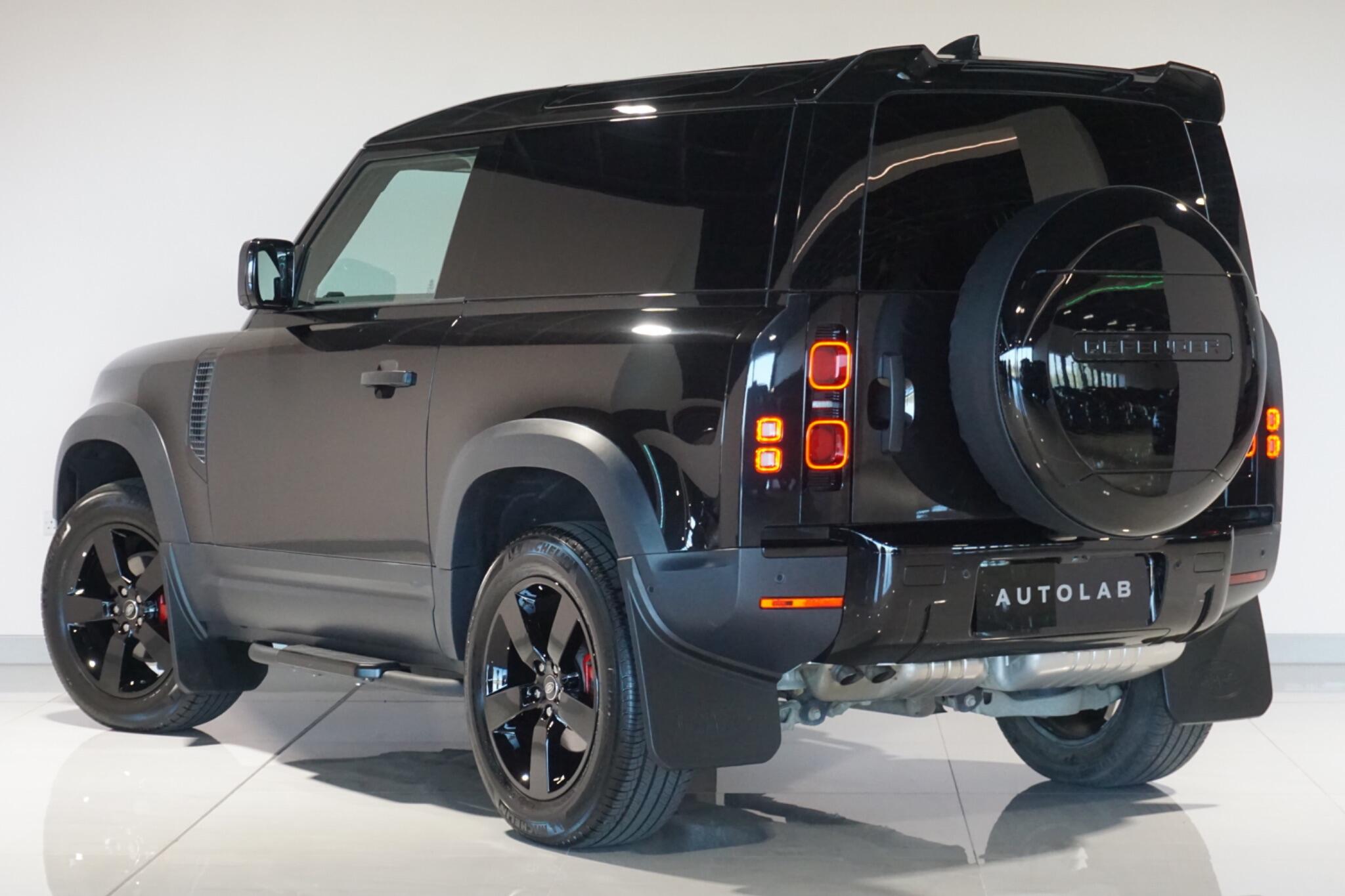 Land Rover Defender 90 3.0 D250 MHEV Hard Top SUV 3dr Diesel Auto 4WD SWB Euro 6 (s/s) (250 ps)